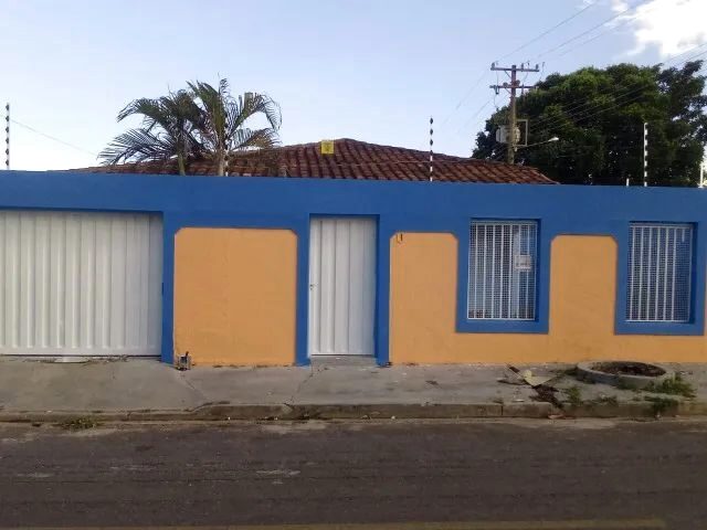 Imagem 4: Casa. 500m² de Área, 4 Vagas na garageme4 Dormitórios