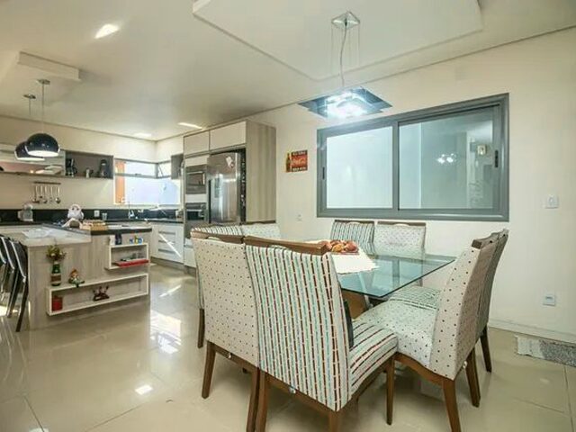 Imagem 7: Sobrado com 4 Dormitórios À Venda, 240 M² por R$ 750.000,00 - Americana - Alvorada/Rs