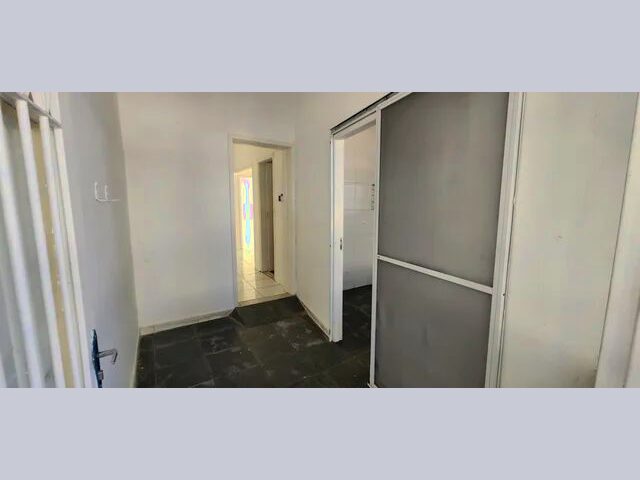 Imagem 9: Casa para Aluguel Tem 524 Metros Quadrados com 6 Quartos em Centro -...