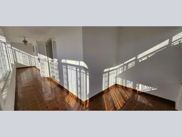 Imagem 10: Casa para Aluguel Tem 524 Metros Quadrados com 6 Quartos em Centro -...