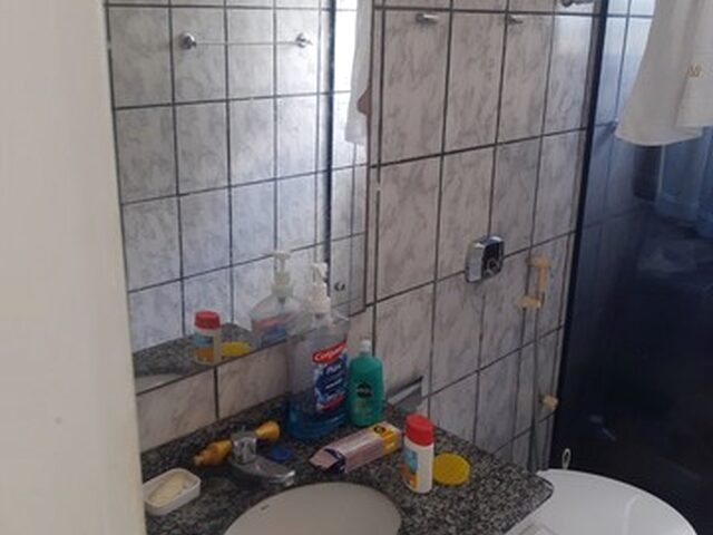 Imagem 7: Várzea- Apto 3° Andar, Varanda, Sala Grande, com 2 Quartos 1 Suíte+Dep. Várzea - Rua