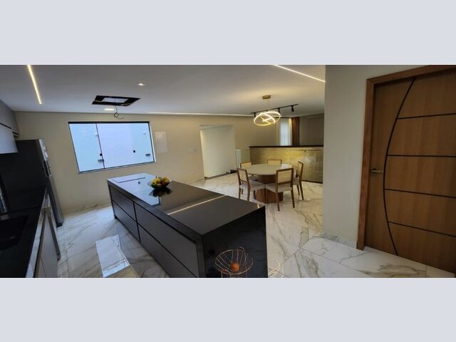 Imagem 5: Excelente Casa com 4 Quartos , Sendo 1 Suíte
