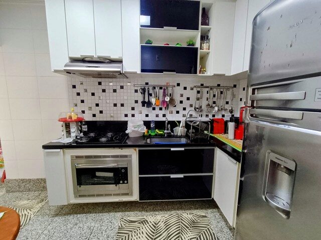 Imagem 3: Apartamento para Venda com 80 M² com 2 Quartos com Suíte em Jardim da Penha - Vitória