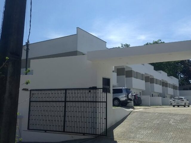Imagem 6: Casa Duplex 3 Quartos / 88 M2 em Condomínio Fechado ! Financia !