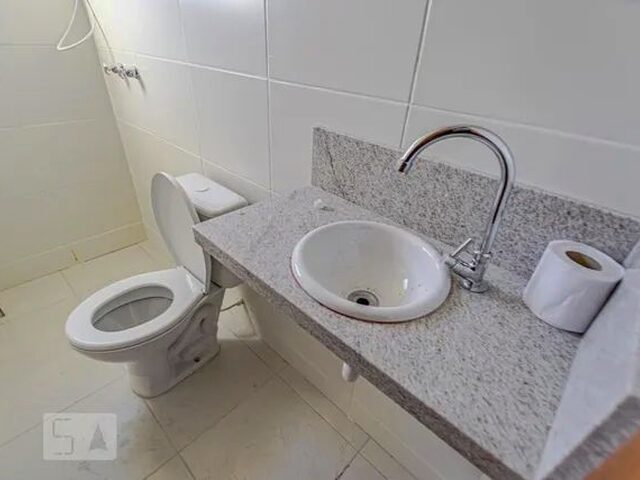 Imagem 6: Apartamento para Aluguel - Abranches, 2 Quartos, 65 M2