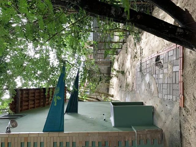 Imagem 8: Casa Documentada, com Amplo Terreno, em Rua Calçada Muito Bem Localizada