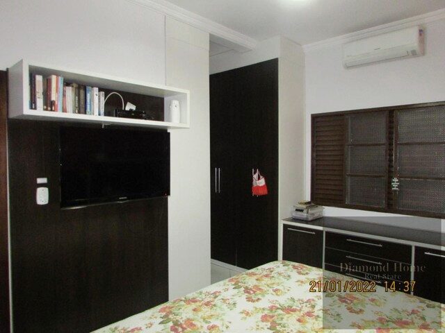 Imagem 15: Casa 4 Dormitórios Ou + para Venda em Cuiabá, Jardim das Américas, 4 Dormitórios, 2
