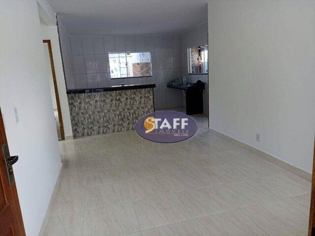 Imagem 3: Linda Casa 2 Quartos Sendo 1 Suite com Financiamento Bancário Dentro de Condomínio Em