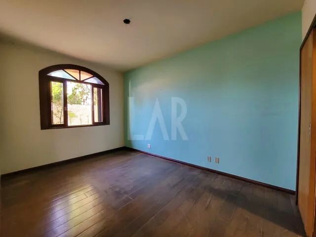 Imagem 1: Casa À Venda, 4 Quartos, 1 Suíte, 2 Vagas, Comiteco - Belo Horizonte/Mg