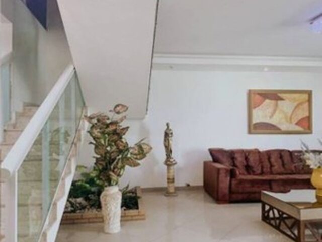 Imagem 5: Nova Iguaçu - Casa Padrão - Centro