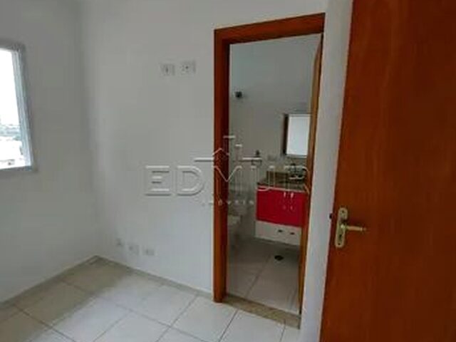 Imagem 5: Sobrado no Bairro Utinga com 100M², 2 Quartos e 3 Vagas