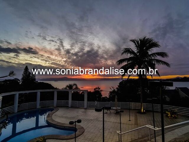 Imagem: Cobertura Residencial em Florianópolis