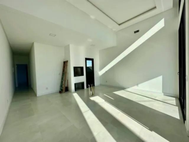 Imagem 5: Casa para Venda com 2 Dormitórios,1Suite, Garagem