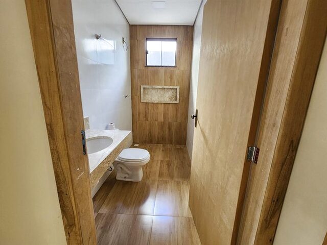Imagem 12: Casa de Rua - Casa 3 Quartos, Sendo 1 Suíte