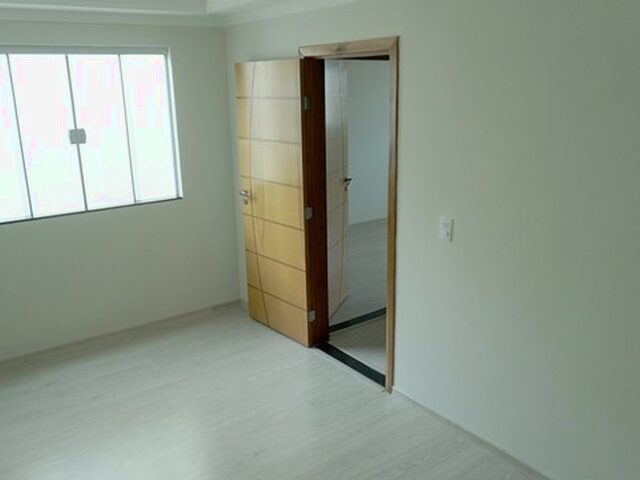 Imagem 1: Venda Casa com 4 dormitórios