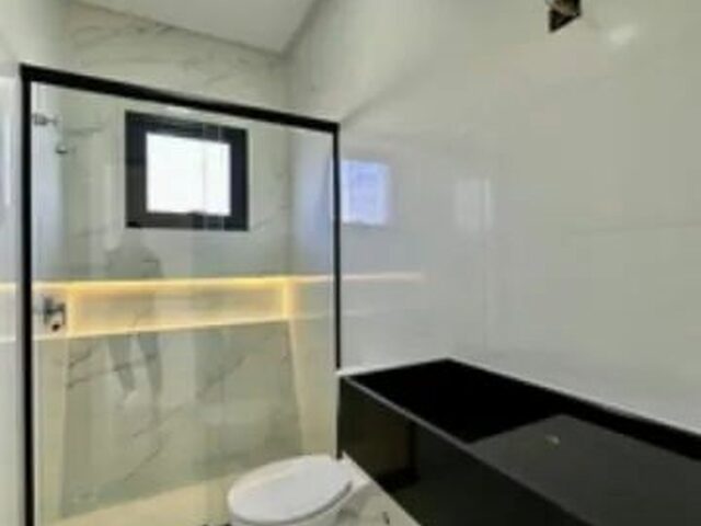 Imagem 2: Casa para Venda com 2 Dormitórios,1Suite, Garagem