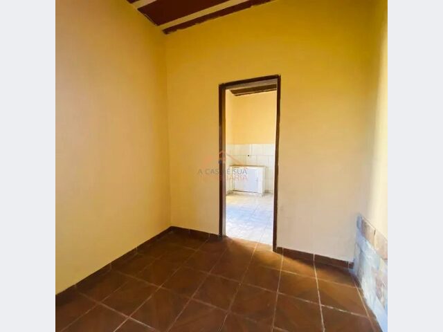 Imagem 8: Casa de Aproximadamente 55M² com 1 Quarto, Sala, Cozinha e Varanda, Entrada Coletiva E