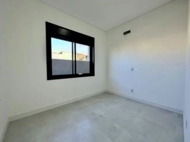 Imagem 9: Casa para Venda com 2 Dormitórios,1Suite, Garagem
