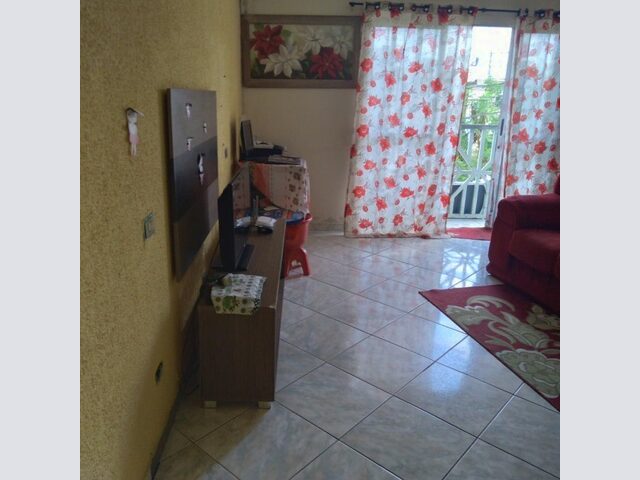 Imagem: A casa possui 1 Dormitório, 2 Banheiros, 190m² de Área e
