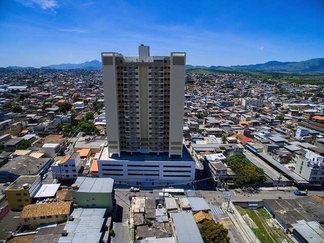 Imagem 13: Cobertura no Centro de Nilópolis com Ampla Área Aberta