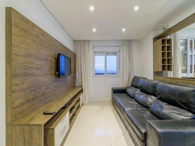 Imagem: O apartamento possui 3 Dormitórios, 1 Suíte, 3 Banheiros,