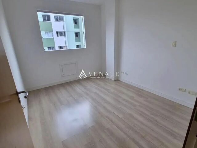 Imagem 13: Apartamento À Venda e para Alugar em Maringá, Zona 07, com 3 Quartos, com 116.35 M²