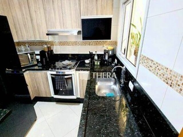 Imagem: A casa possui 2 Dormitórios, 2 Suítes, 2 Banheiros, 1