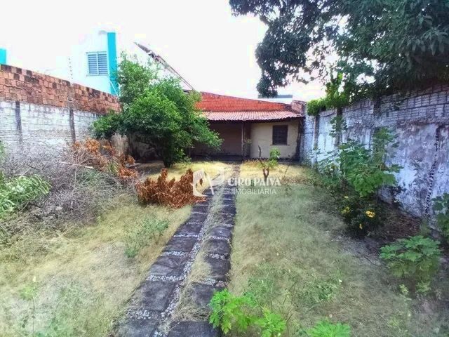 Imagem 5: Casa com 4 Quartos À Venda, 520 M² por R$ 800.000 - Cidade dos Funcionários