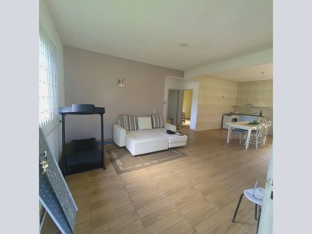 Imagem 13: Casa para Venda Possui 63 Metros Quadrados com 2 Quartos em Araçatuba - Imbituba - Sc