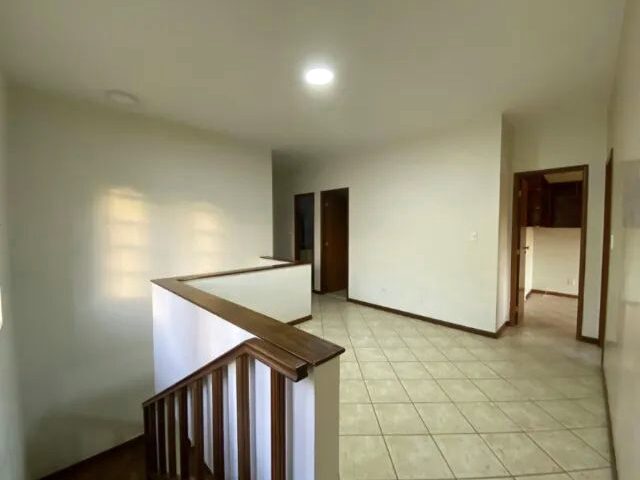 Imagem 8: Vendo Ou Alugo Excelente Casa com 5 Quartos, Qne 32 Taguatinga!
