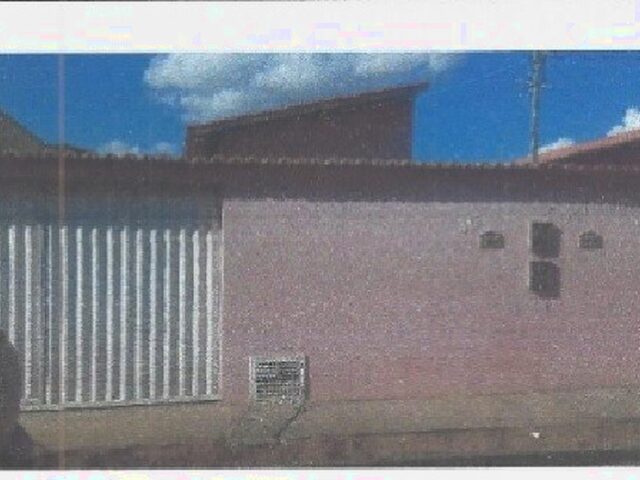 Imagem 1: Varzea da Palma - Casa Padrão