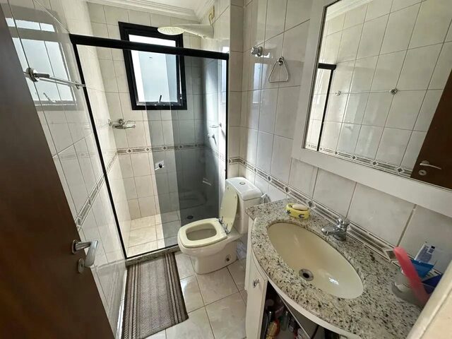 Imagem 2: Imóvel para Venda com 90 Metros Quadrados com 3 Quartos em Centro - Guarapari - Es