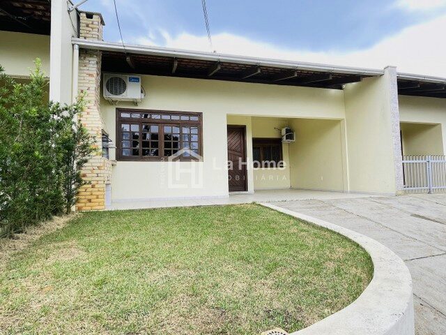 Imagem: Blumenau - Casa de Condomínio - Escola