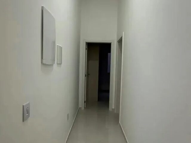 Imagem 5: Casa de Esquina, com 02 Suites, e 01 Sala Comercial em Itapema!!!