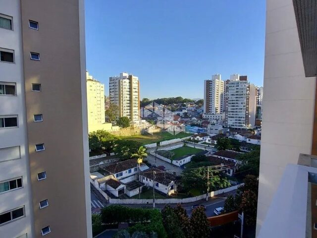 Imagem 5: Apartamento com 3 Suítes, 2 Vagas de Garagem na Beira-Mar em Florianópolis/Sc
