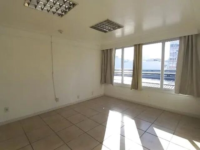 Imagem 10: Porto Alegre - Conjunto Comercial/Sala - Centro