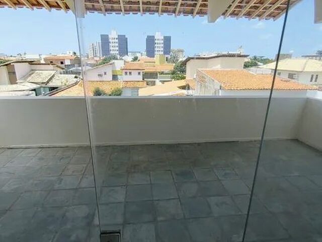 Imagem 13: Casa em Rua Pública -Coroa do Meio