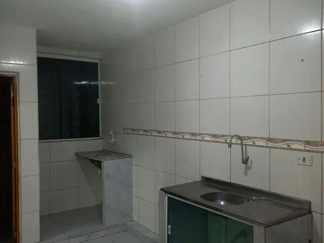Imagem 4: Kit Net Dois Quartos, Cozinha Área de Serviço, Sala e Terraço com Garagem