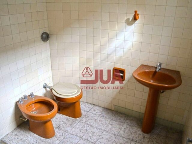 Imagem 4: Apartamento com 2 Quartos para Alugar, 60 M² por R$ 1.167/Mês - Centro - Mesquita/Rj