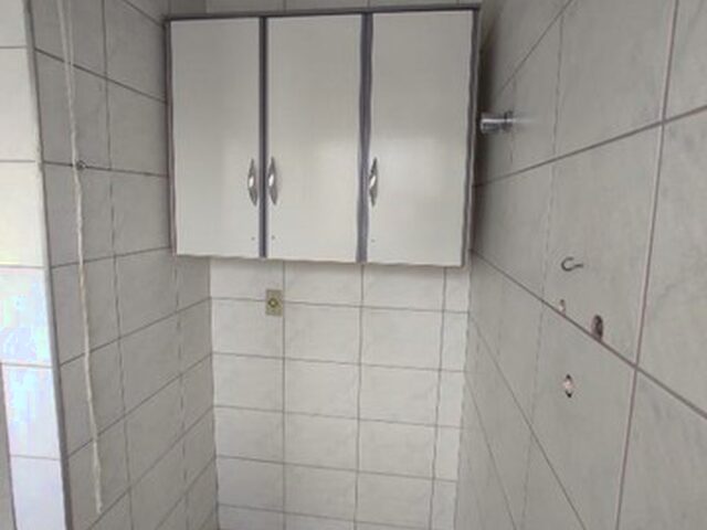 Imagem 6: Apartamento para Locação em Londrina, Centro, 2 Dormitórios, 1 Suíte, 2 Banheiros, 1