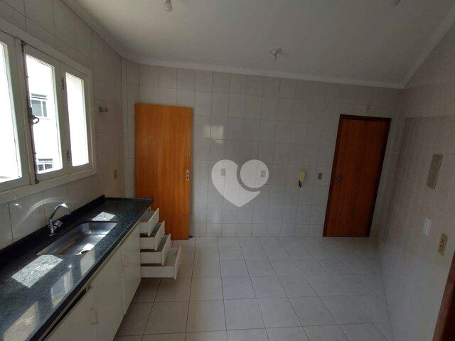 Imagem 7: Apartamento com 2 Dormitórios À Venda, 76 M² por R$ 240.000,00 - Liberdade - 1