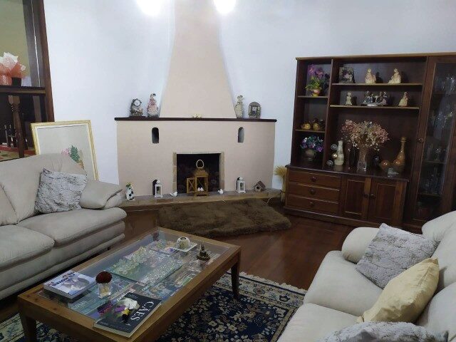 Imagem: A casa em condomínio possui 3 Dormitórios, 4 Banheiros, 5