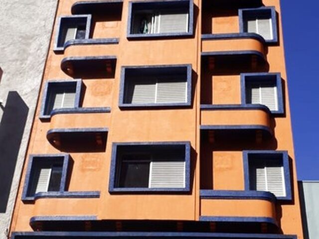 Imagem 1: Locação de Suítes / Quartos / Hotel / Pensionato no Centro de Curitiba