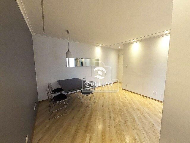 Imagem: O apartamento possui 2 Dormitórios, 1 Suíte, 1 Banheiro,