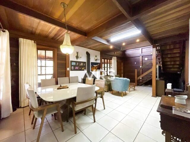 Imagem 4: Casa com 4 Dormitórios À Venda, 169 M² por R$ 850.000,00 - Albuquerque