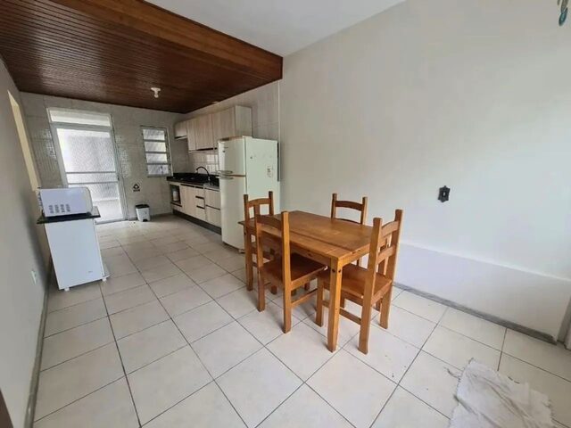 Imagem 6: Casa de 06 Dorm. Sendo 02 Suítes na Trindade