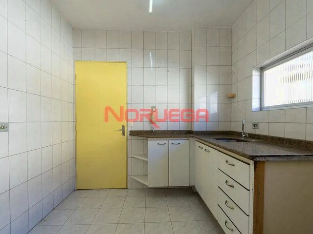 Imagem 6: Aluguel de Apartamento de 3 Quartos com Suite e 2 Vagas no Tingui, Curitiba-Pr - Confira!
