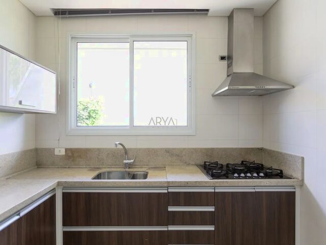Imagem 5: Casa em Condomínio no Mercês - Arya 1