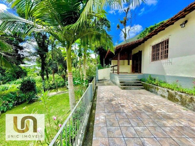 Imagem: Casa com 3 Dormitórios À Venda, 100 M²