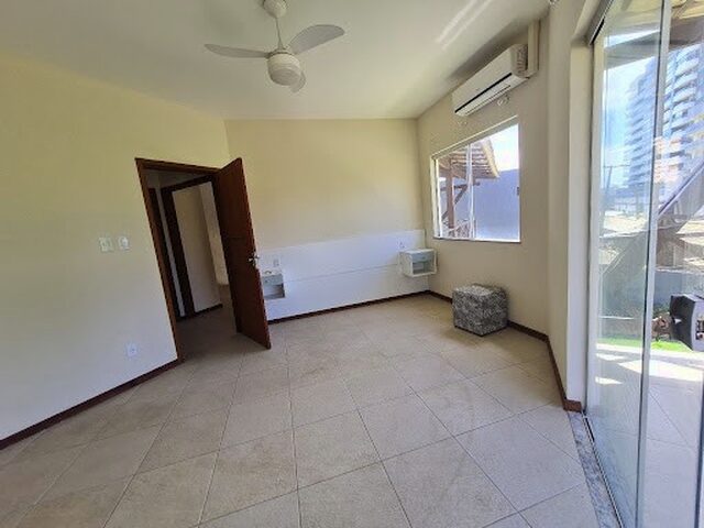 Imagem 11: Casa com 4 Dormitórios À Venda, 240 M² por R$ 950.000,00 - Praia dos Milionários